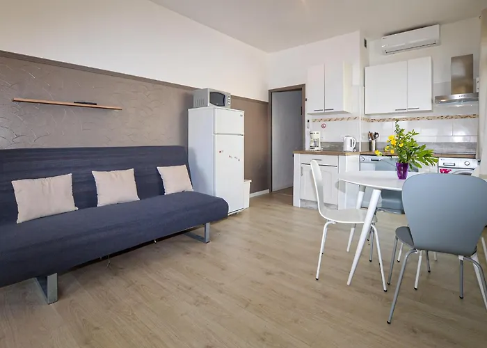 Apartament Piscine *